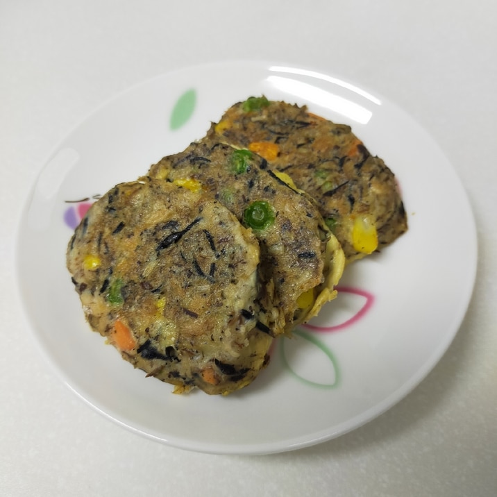 ヘルシー♪ひじきとミックスベジタブルの鯖ハンバーグ